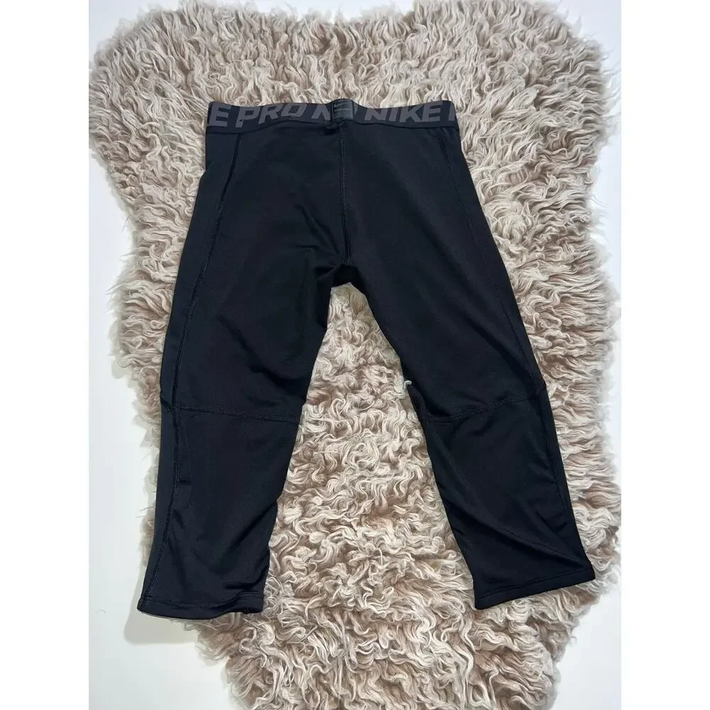 Nike pro kids black compression capris